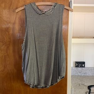 Striped Top Size Large flowy bottom